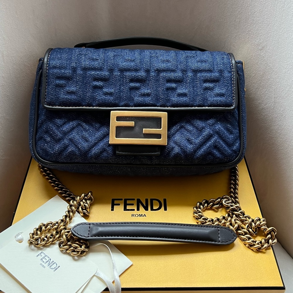 ❌SOLD❌ NEW FENDI Denim Medium Midi Baguette with Zucca print interior Crossbody